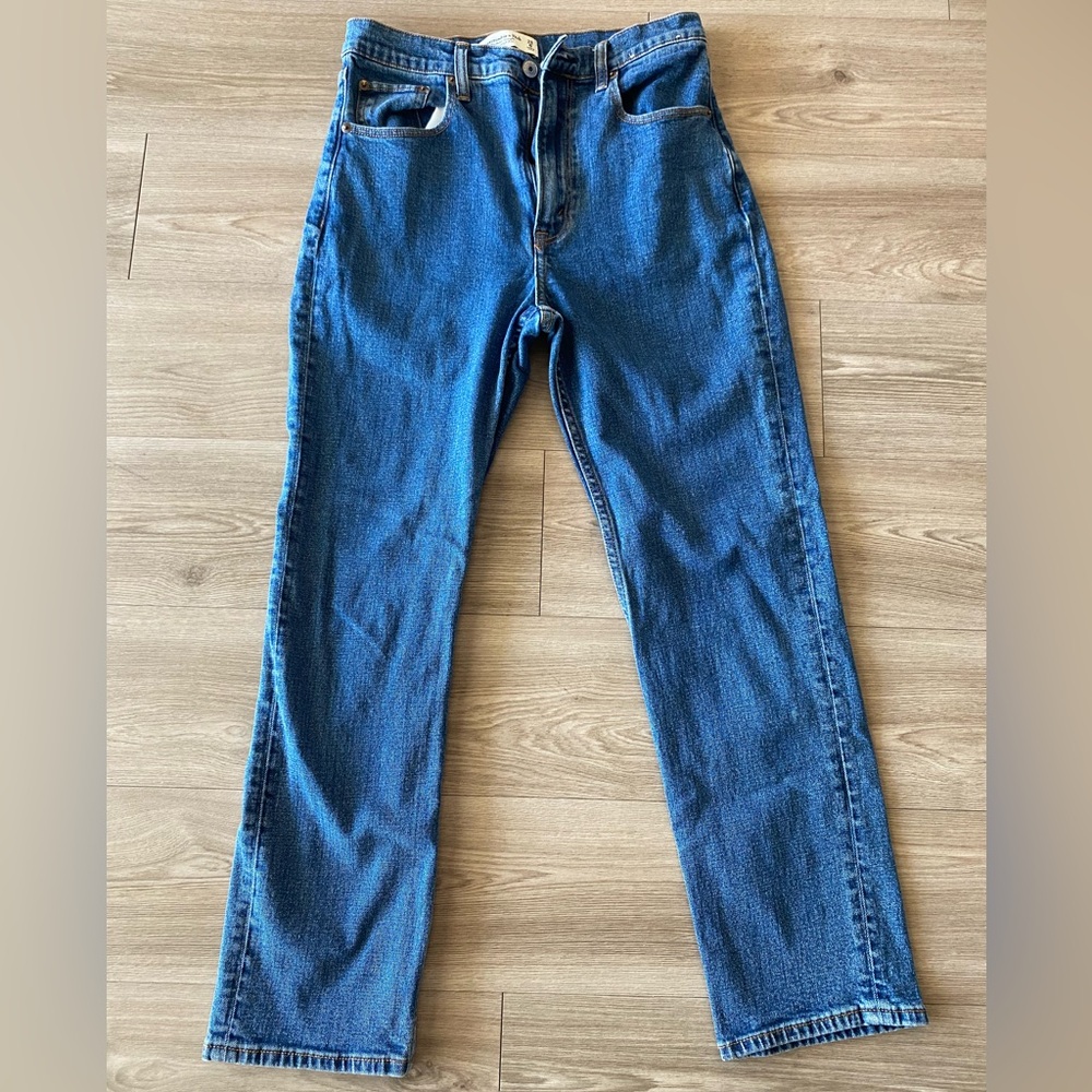 Abercrombie and Fitch Ankle Straight Ultra High Rise size 28